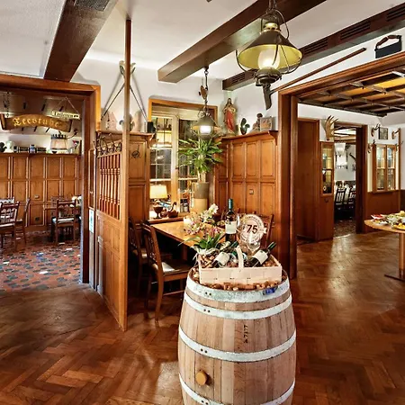 Ξενοδοχείο Altes Kuhr - & Restaurant 3*