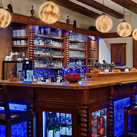 Ξενοδοχείο Altes Kuhr - & Restaurant 3*